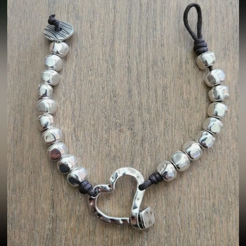 Nailed Heart - Boho handcrafted bracelet